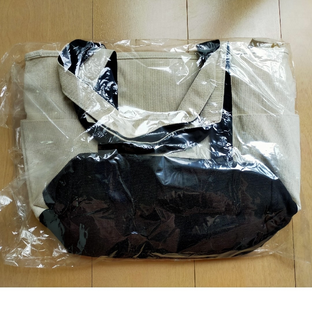 しまむら(シマムラ)のたれぱんだ しまむら トートバッグ ブラック 黒  コラボ キャラクターグッズ レディースのバッグ(トートバッグ)の商品写真