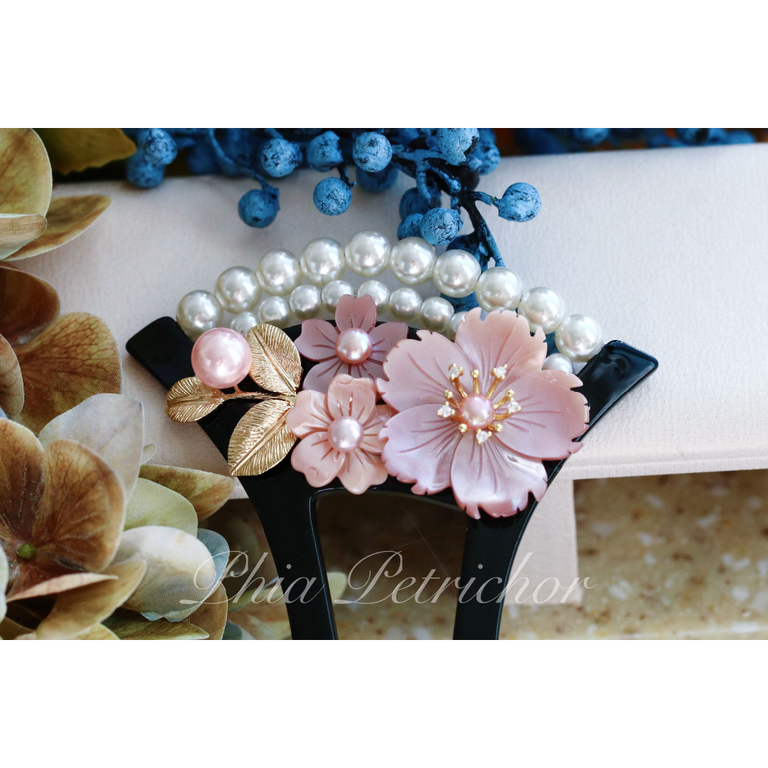 髪飾り 桜 かんざし バチ型 螺鈿 真珠母貝 パール P2401045簪 レディースの水着/浴衣(和装小物)の商品写真
