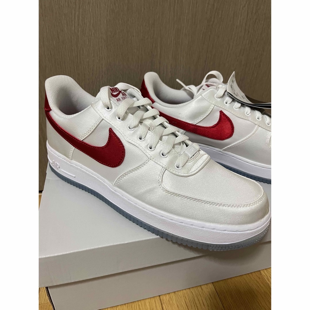 NIKE(ナイキ)のAIR FORCE 1 '07 ESS SNKR 新品 レディースの靴/シューズ(スニーカー)の商品写真