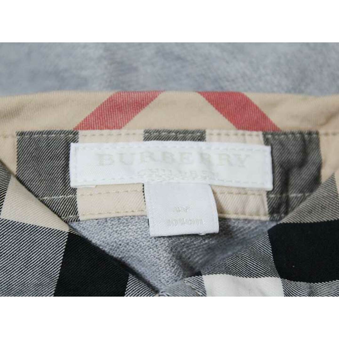 BURBERRY(バーバリー)の《バーバリー/BURBERRY》104cm 半袖ポロシャツ グレー【中古】子供服 キッズ kids 男の子 夏 124032 tops キッズ/ベビー/マタニティのベビー服(~85cm)(その他)の商品写真