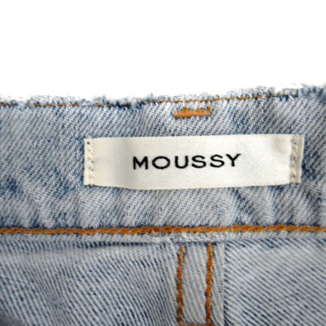 moussy(マウジー)のマウジー moussy デニムパンツ ジーンズ テーパード 26 ライトブルー レディースのパンツ(デニム/ジーンズ)の商品写真