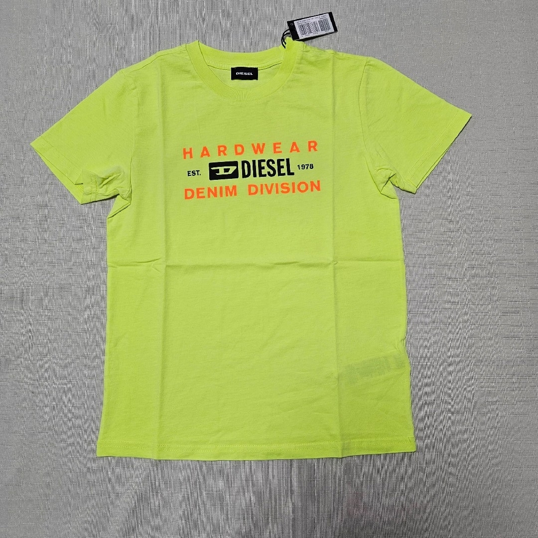 DIESEL(ディーゼル)のDIESEL ディーゼル　キッズT シャツ キッズ/ベビー/マタニティのキッズ服女の子用(90cm~)(Tシャツ/カットソー)の商品写真