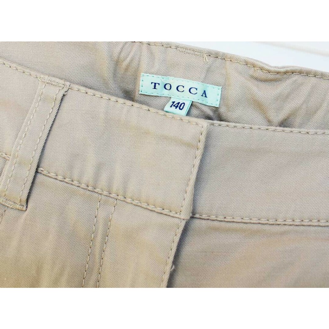 TOCCA(トッカ)の【春物 新入荷!】[トッカ/TOCCA BAMBINI]140cm 半端丈パンツ/クロップドパンツ グレージュ【中古】子供服 キッズ kids ジュニア 女の子 春秋 bottoms 213042 キッズ/ベビー/マタニティのキッズ服女の子用(90cm~)(パンツ/スパッツ)の商品写真