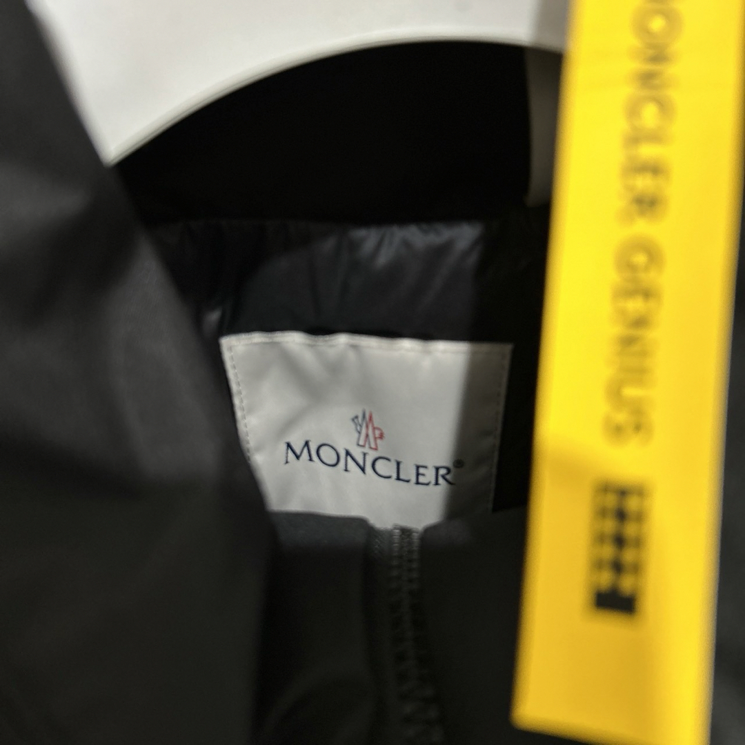 MONCLER - MONCLER x HYKE ダウンベスト VANILIS ハイクの通販 MONCLER - MONCLER x HYKE ダウンベスト VANILIS ハイクの通販