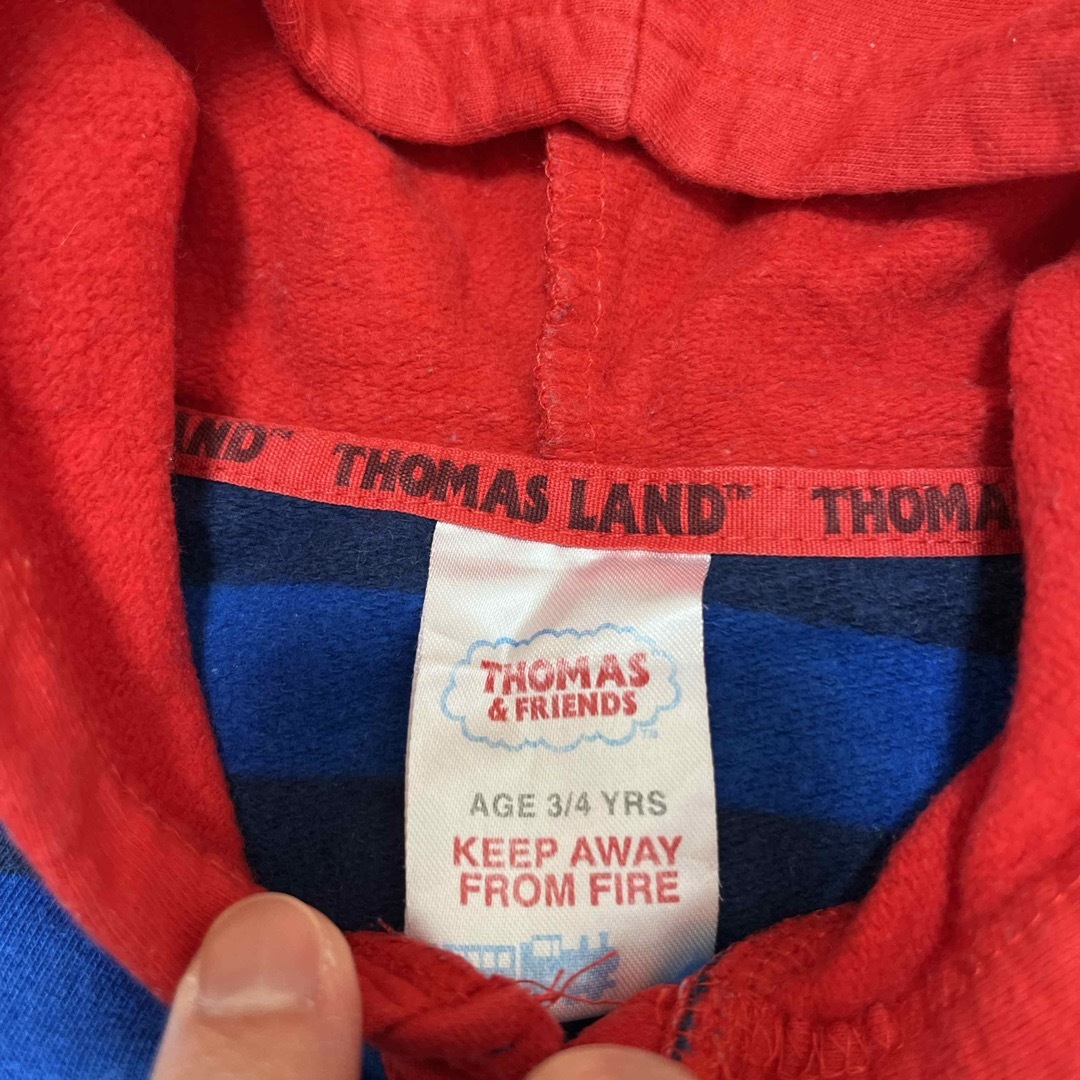 THOMAS(トーマス)のトーマスランド　パーカー　中古 キッズ/ベビー/マタニティのキッズ服男の子用(90cm~)(Tシャツ/カットソー)の商品写真