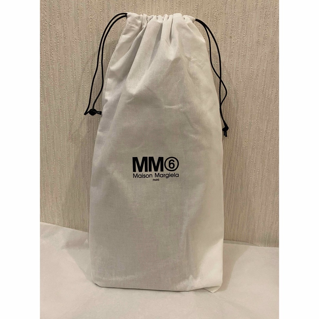 MM6(エムエムシックス)のMM6 Maison Margiela マルジェラ　ハンドバッグ ブラック レディースのバッグ(ハンドバッグ)の商品写真