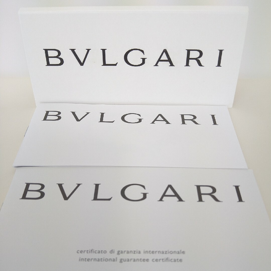 BVLGARI(ブルガリ)のBVLGARIメガネケース レディースのファッション小物(サングラス/メガネ)の商品写真