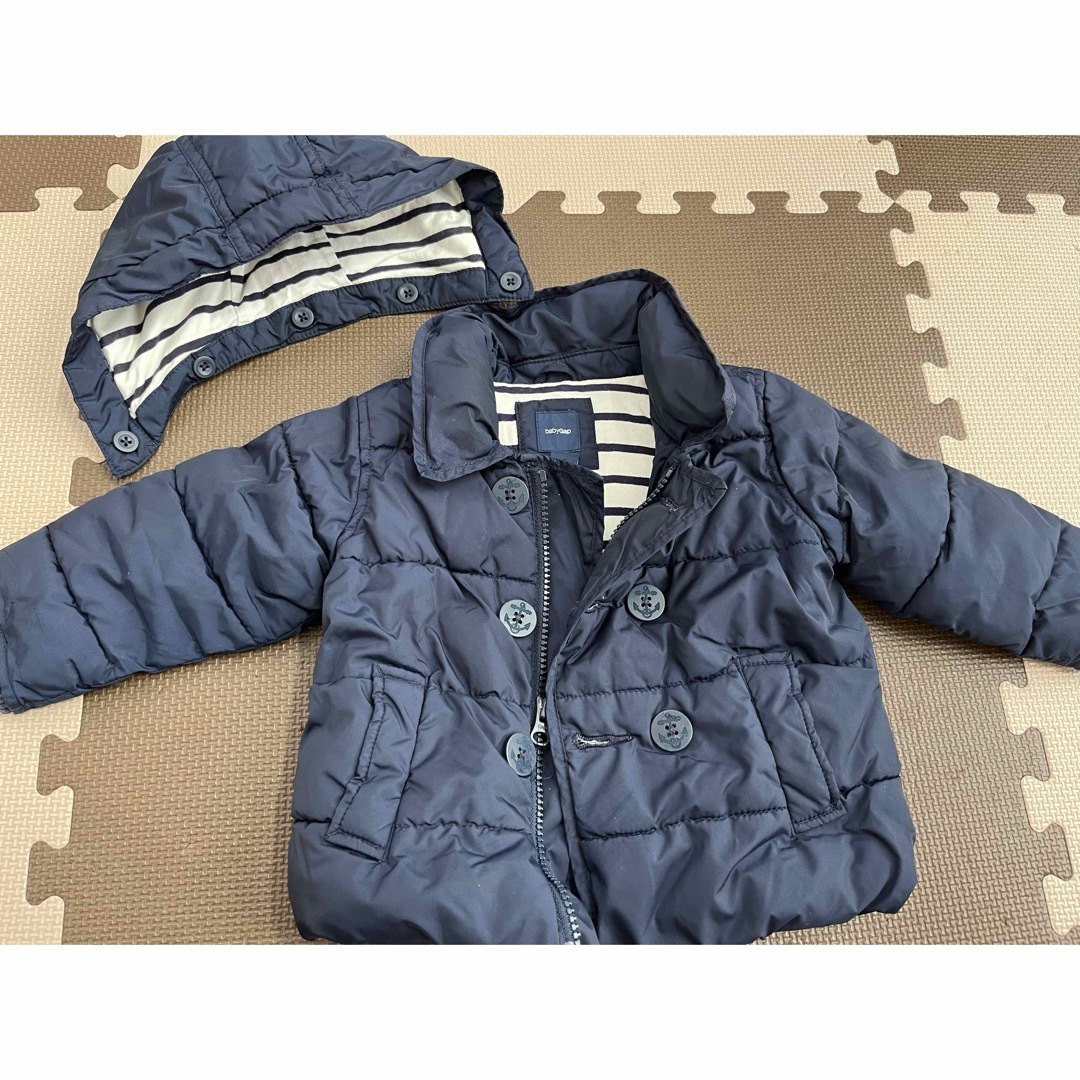 babyGAP(ベビーギャップ)のベビーギャップ　ダウン80 キッズ/ベビー/マタニティのベビー服(~85cm)(ジャケット/コート)の商品写真