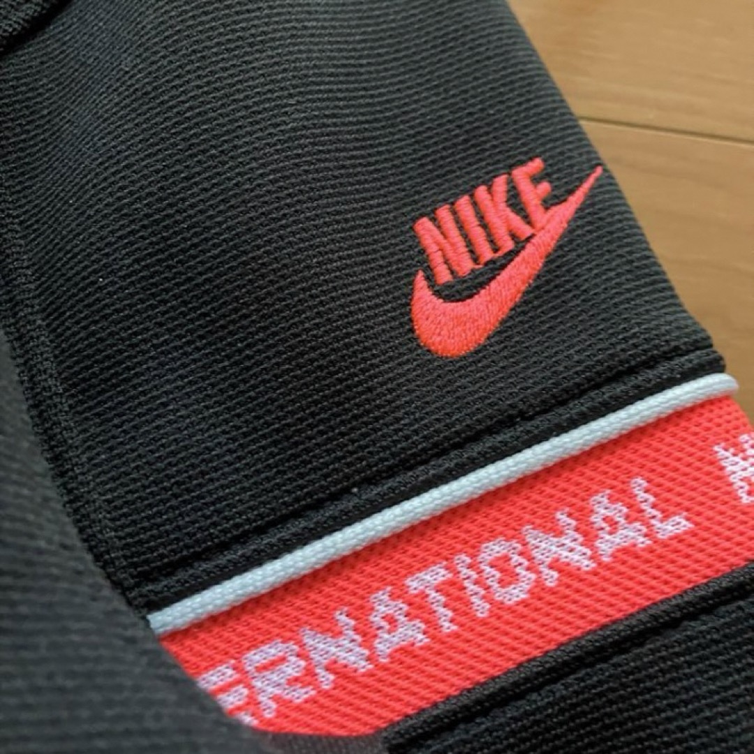 NIKE(ナイキ)のレア　90s アーセナル　NIKE トラックジャケット　ヴィンテージ　古着 メンズのトップス(ジャージ)の商品写真