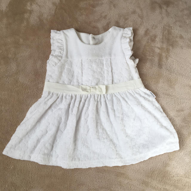 COMME CA ISM(コムサイズム)のコムサ 花柄ワンピース 80 babygap べべ サニーランドスケープ キッズ/ベビー/マタニティのベビー服(~85cm)(ワンピース)の商品写真