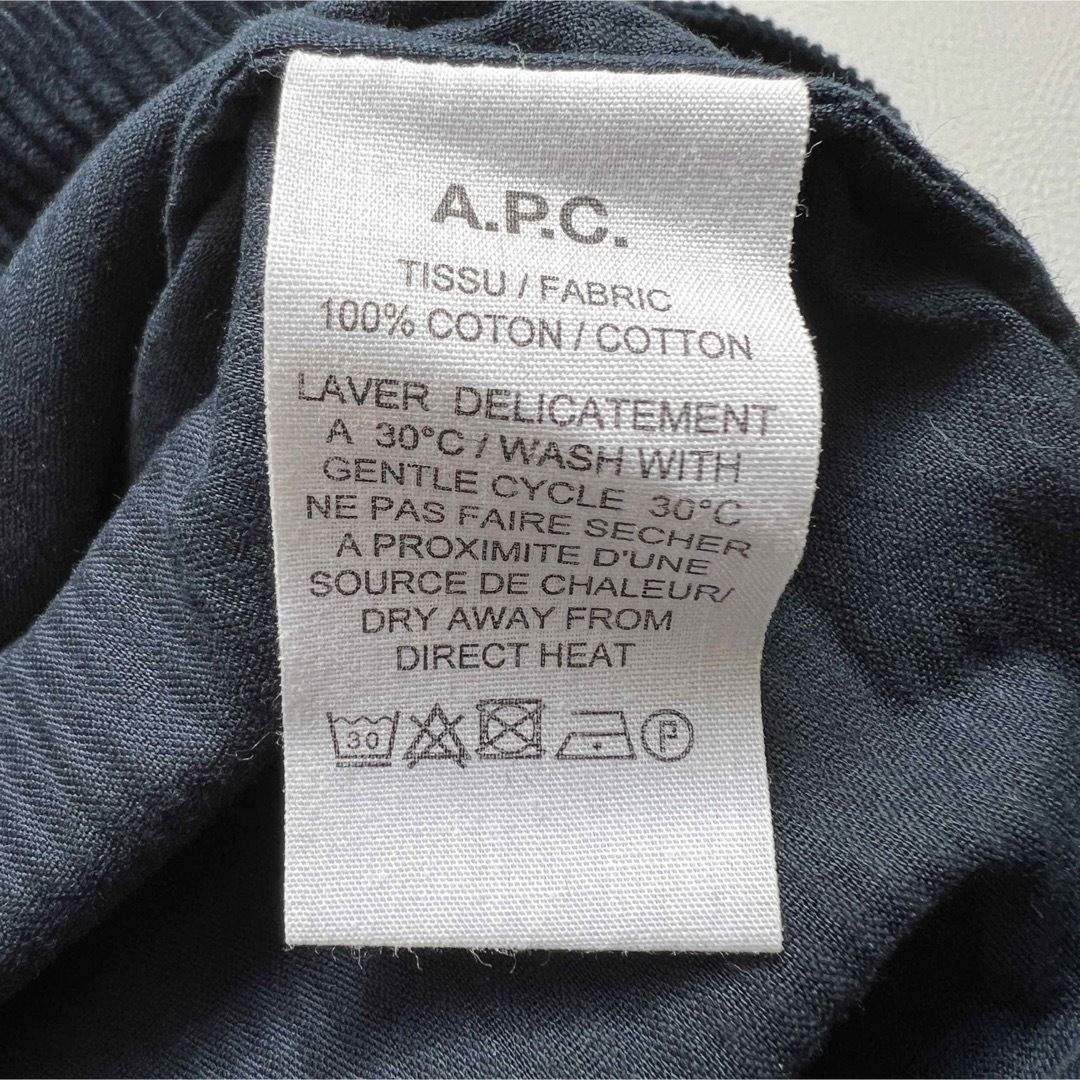 A.P.C(アーペーセー)のA.P.C. アーペーセー　シャツワンピース　コーデュロイ　ゴールドボタン レディースのワンピース(ひざ丈ワンピース)の商品写真