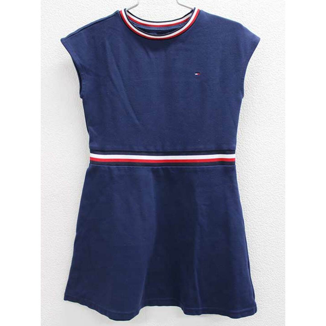 TOMMY HILFIGER(トミーヒルフィガー)の◇トミーヒルフィガー/TOMMY HILFIGER◇122cm 半袖ワンピース/ノースリーブワンピース 紺【中古】子供服 キッズ kids 女の子 夏 407032 onepi キッズ/ベビー/マタニティのキッズ服女の子用(90cm~)(ワンピース)の商品写真