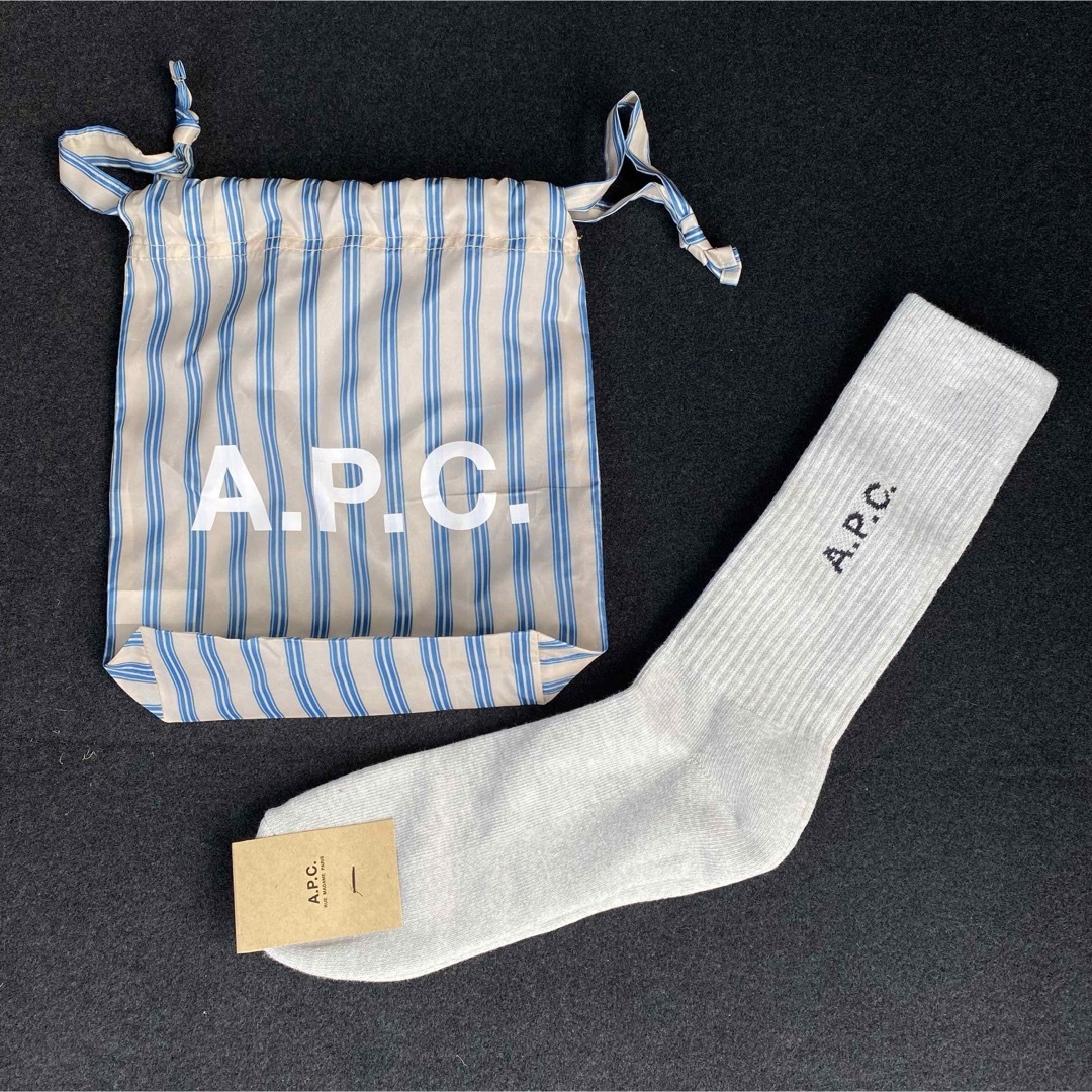 A.P.C(アーペーセー)の定価3,850円 A.P.C. アーペーセー　靴下　メンズ メンズのレッグウェア(ソックス)の商品写真