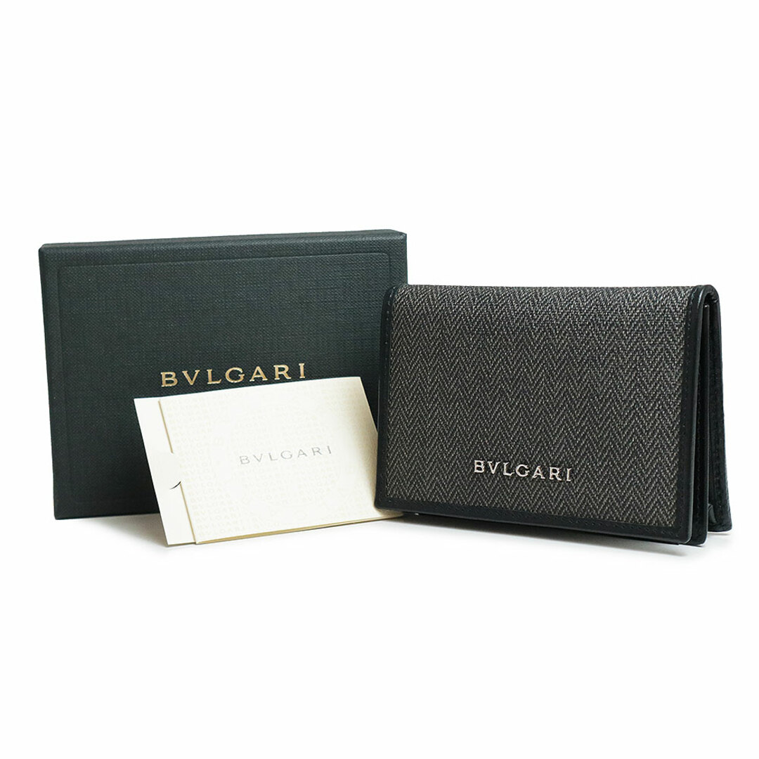 BVLGARI(ブルガリ)のブルガリ ウィークエンド カードケース 名刺入れ 定期入れ パスケース PVCコーティングキャンバス カーフレザー グレー ブラック 黒 シルバー金具 32588 箱付 BVLGARI（新品・未使用品） メンズのファッション小物(名刺入れ/定期入れ)の商品写真