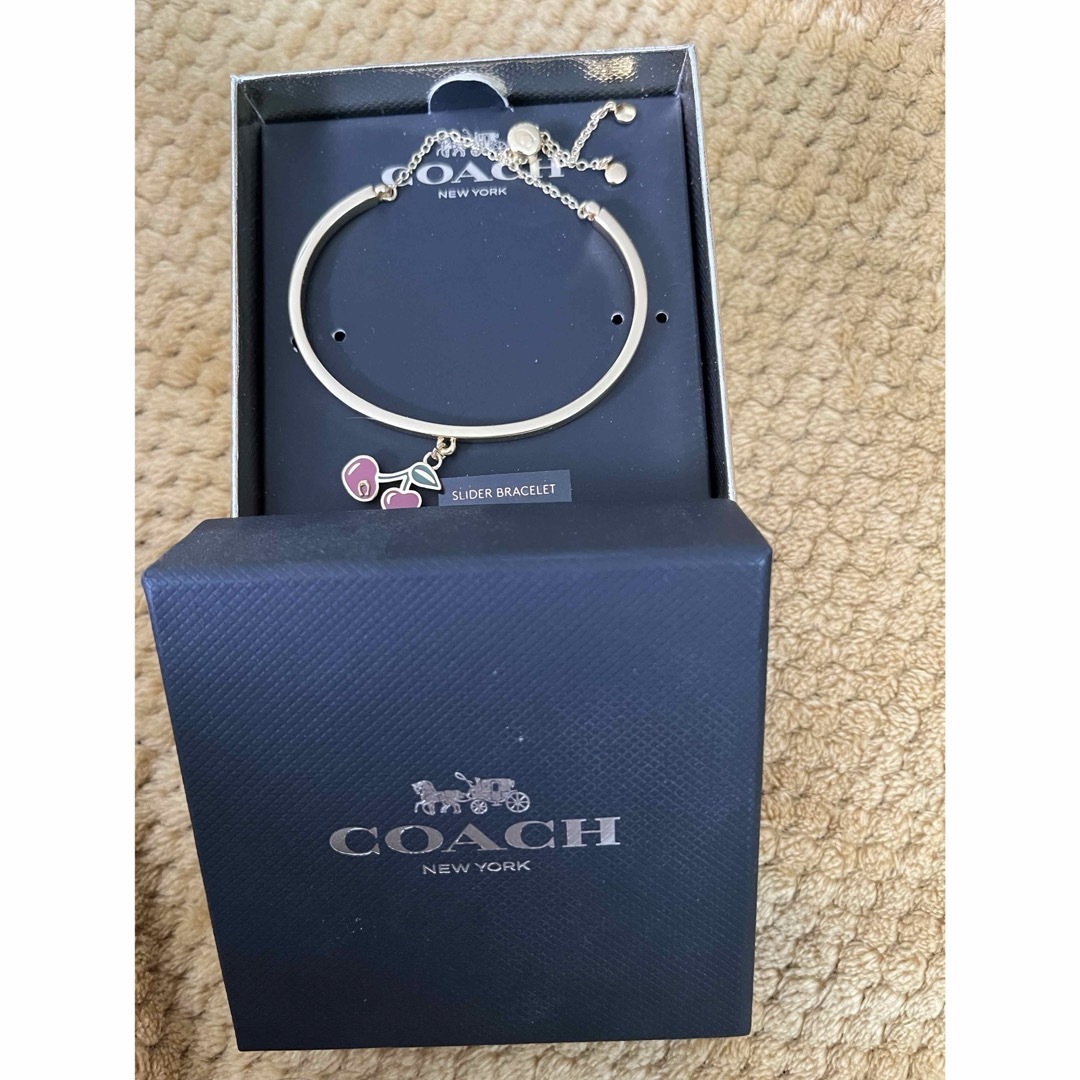 COACHのブレスレット レディースのアクセサリー(ブレスレット/バングル)の商品写真