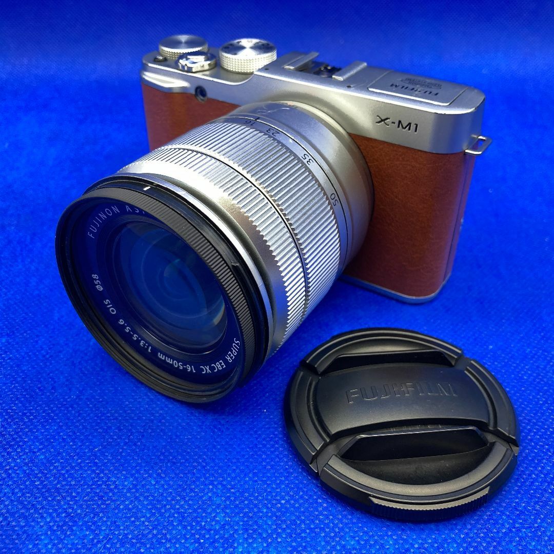 FUJIFILM 富士フイルム X-M1 XC 16-50mm OIS FUJIFILM 富士フイルム X-M1 XC 16-50mm OIS