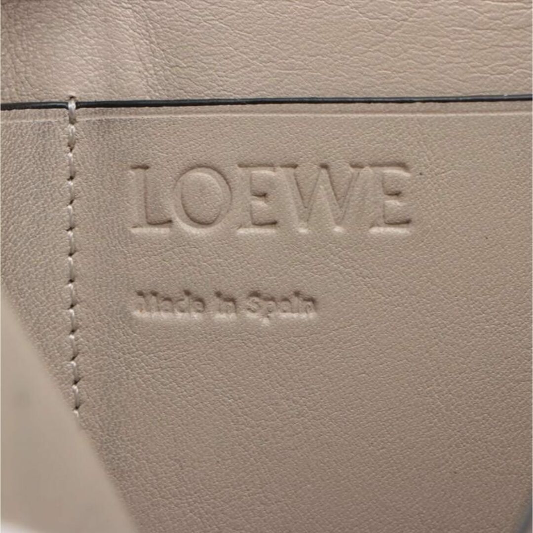 LOEWE(ロエベ)のロエベ 三つ折り財布 バーティカルウォレット アナグラム ブラウン レザー レディースのファッション小物(財布)の商品写真