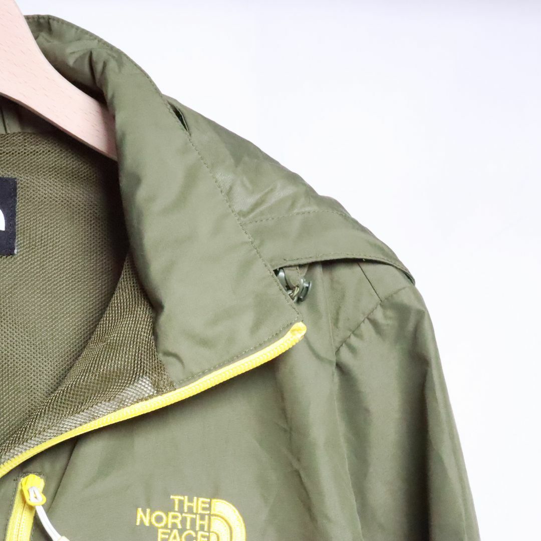 THE NORTH FACE(ザノースフェイス)のTHE NORTH FACE ザノースフェイス　ナイロンパーカー　カーキ　白　3ＸＬ レディースのジャケット/アウター(ナイロンジャケット)の商品写真