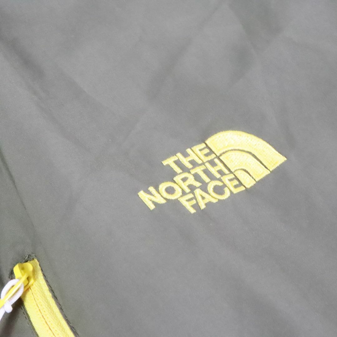 THE NORTH FACE(ザノースフェイス)のTHE NORTH FACE ザノースフェイス　ナイロンパーカー　カーキ　白　3ＸＬ レディースのジャケット/アウター(ナイロンジャケット)の商品写真