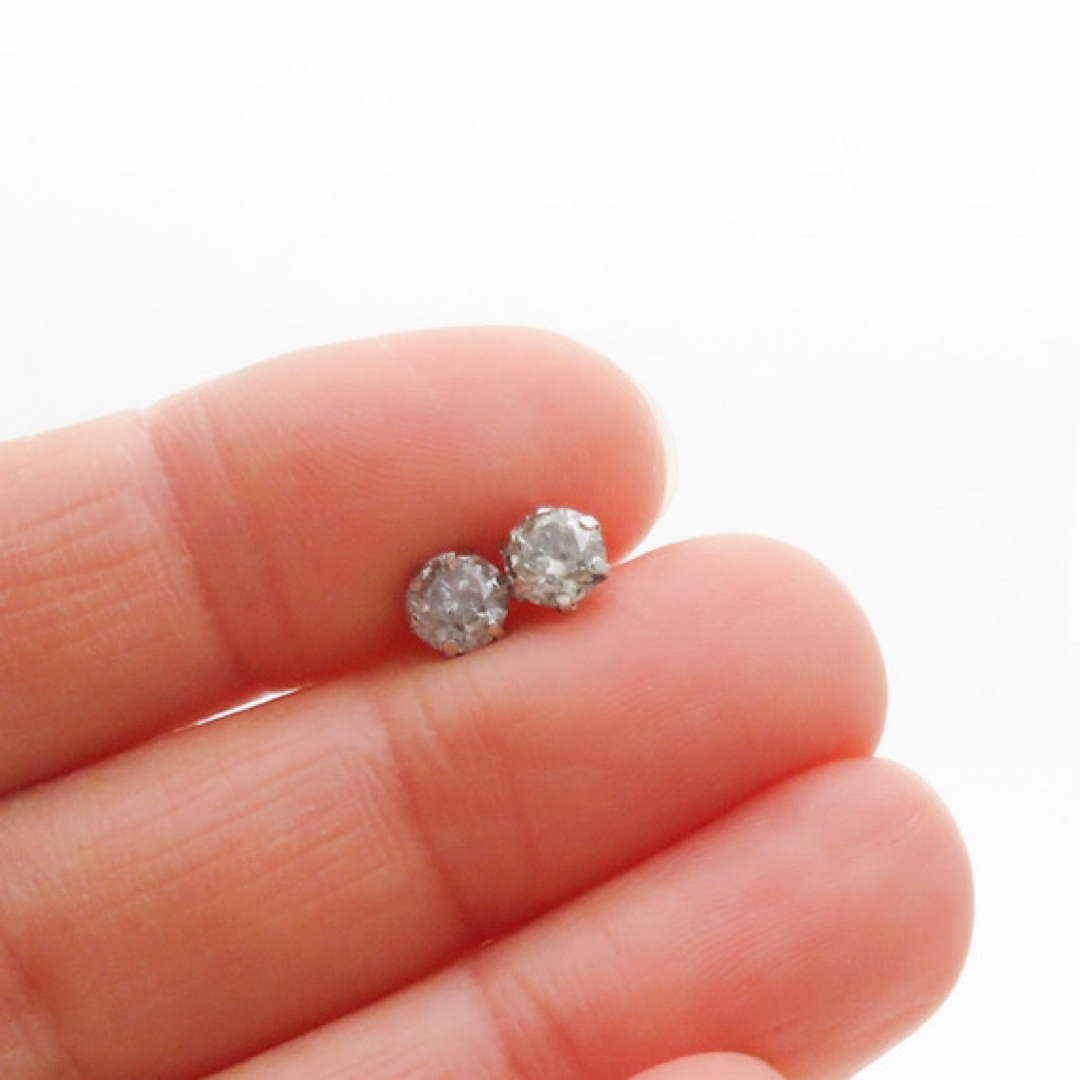 Pt900 天然ダイヤモンド各0.50ct ×2 ピアス 新品　お買い得！ メンズのアクセサリー(ピアス(両耳用))の商品写真