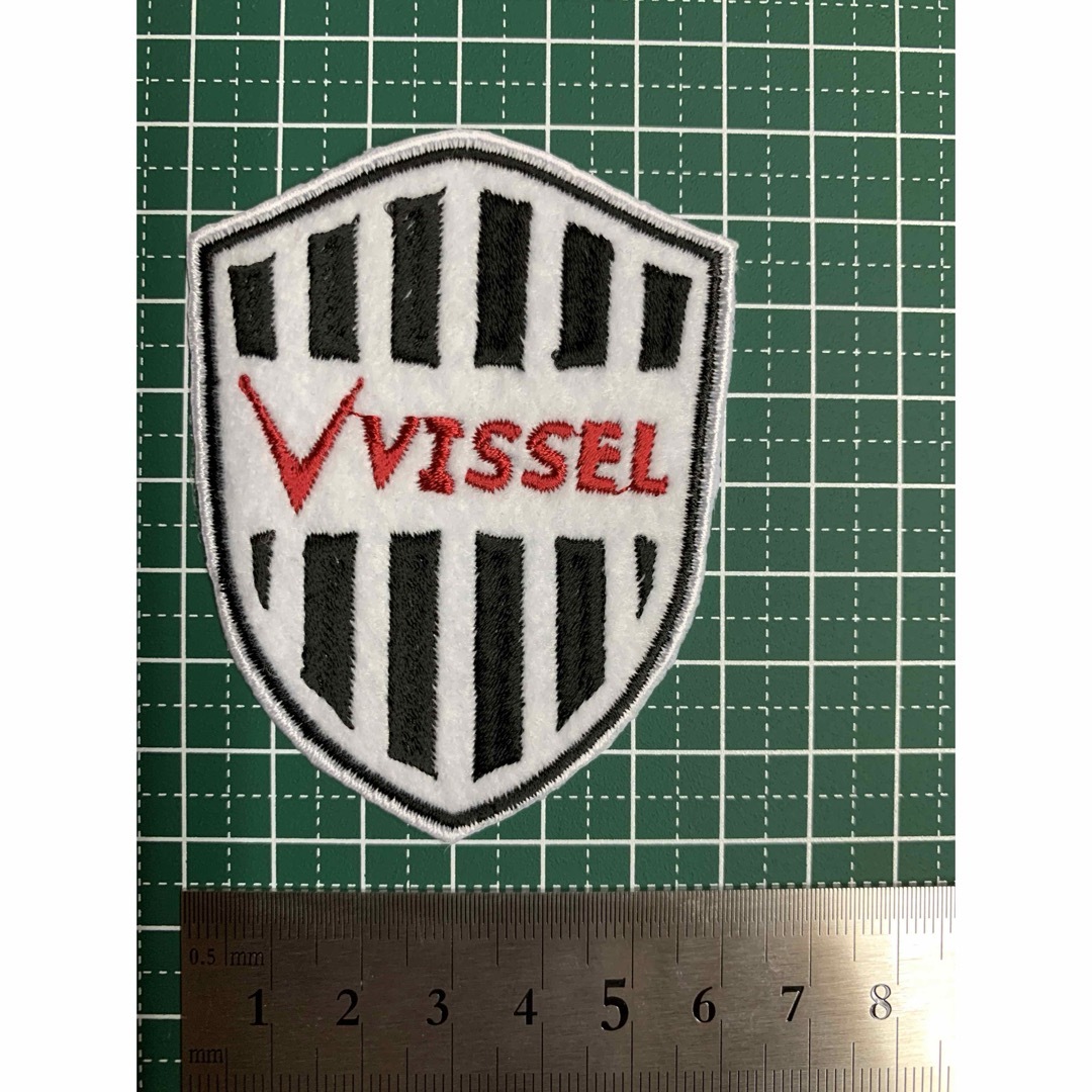 アイロンワッペン　ヴィッセル神戸　刺繍 スポーツ/アウトドアのサッカー/フットサル(応援グッズ)の商品写真