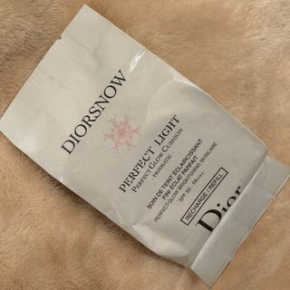 ディオール(Dior)のディオール  スノーパーフェクトライトクッション 000  リフィル 新品未使用(ファンデーション)