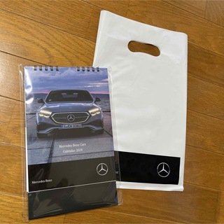 メルセデスベンツ(Mercedes-Benz)のメルセデス　ベンツ　2024 卓上カレンダー(カレンダー/スケジュール)