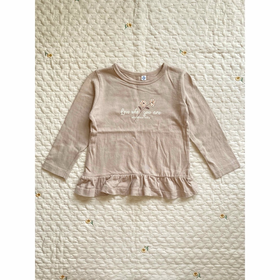 しまむら(シマムラ)のしまむら 裾フリルTシャツ(90) キッズ/ベビー/マタニティのキッズ服女の子用(90cm~)(Tシャツ/カットソー)の商品写真