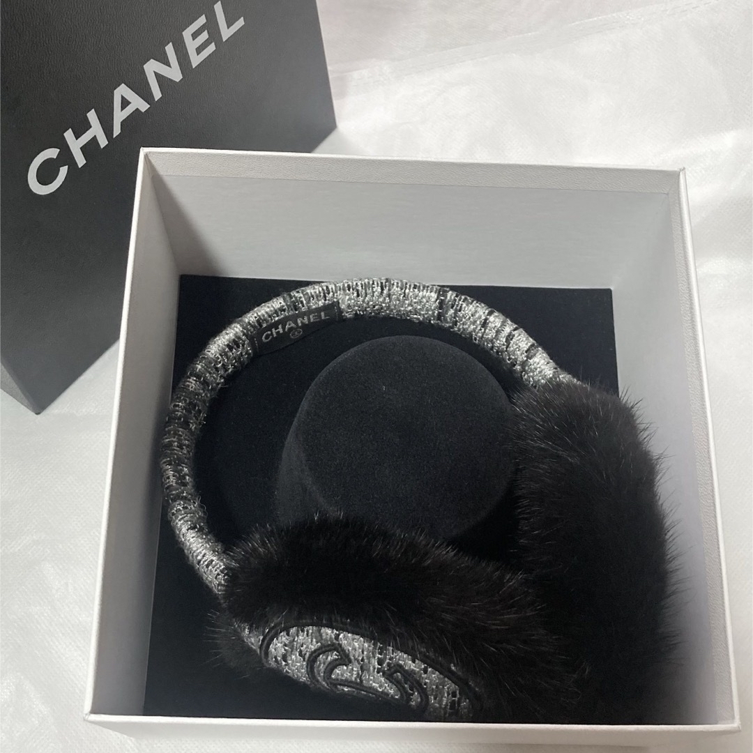 CHANEL(シャネル)のシャネル♥️ツィード×ミンク  イヤーマフ  レディースのファッション小物(イヤーマフ)の商品写真