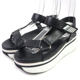 PRADA(サンダル ・ シルバー/銀色系)のフリマアイテム一覧 PRADA(サンダル ・ シルバー/銀色系)のフリマアイテム一覧