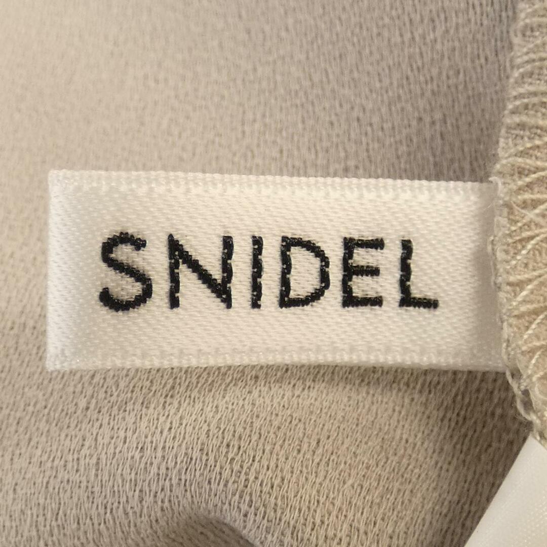 SNIDEL(スナイデル)のスナイデル Snidel ワンピース レディースのワンピース(ひざ丈ワンピース)の商品写真