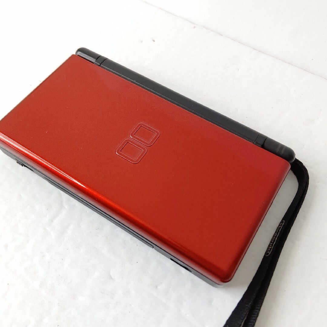 ニンテンドーDS(ニンテンドーDS)のNintendo　ニンテンドーDSlite　クリムゾンブラック　画面極美品 エンタメ/ホビーのゲームソフト/ゲーム機本体(携帯用ゲーム機本体)の商品写真