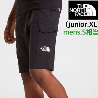 ザノースフェイス(THE NORTH FACE)の【海外限定】TNF ショート　カーゴパンツ メンズ　ジュニア  ブラック　170(ショートパンツ)