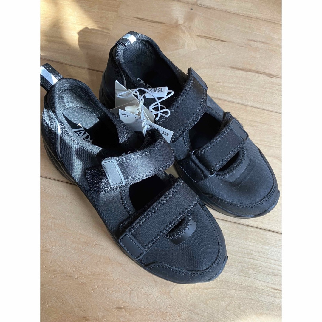 ZARA KIDS(ザラキッズ)のZARA サンダルシューズ キッズ/ベビー/マタニティのベビー靴/シューズ(~14cm)(サンダル)の商品写真