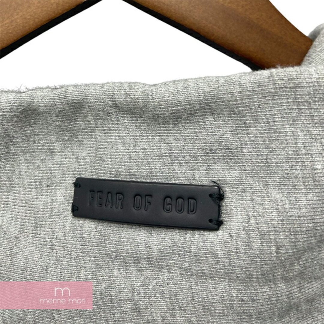 FEAR OF GOD ESSENTIALS The Eternal Collection Fleece Hoodie エッセンシャルズ エターナルコレクション フリースフーディ プルオーバーパーカー エターナルロゴ グレー サイズM 【240316】【中古-B】【me04】 メンズのトップス(パーカー)の商品写真