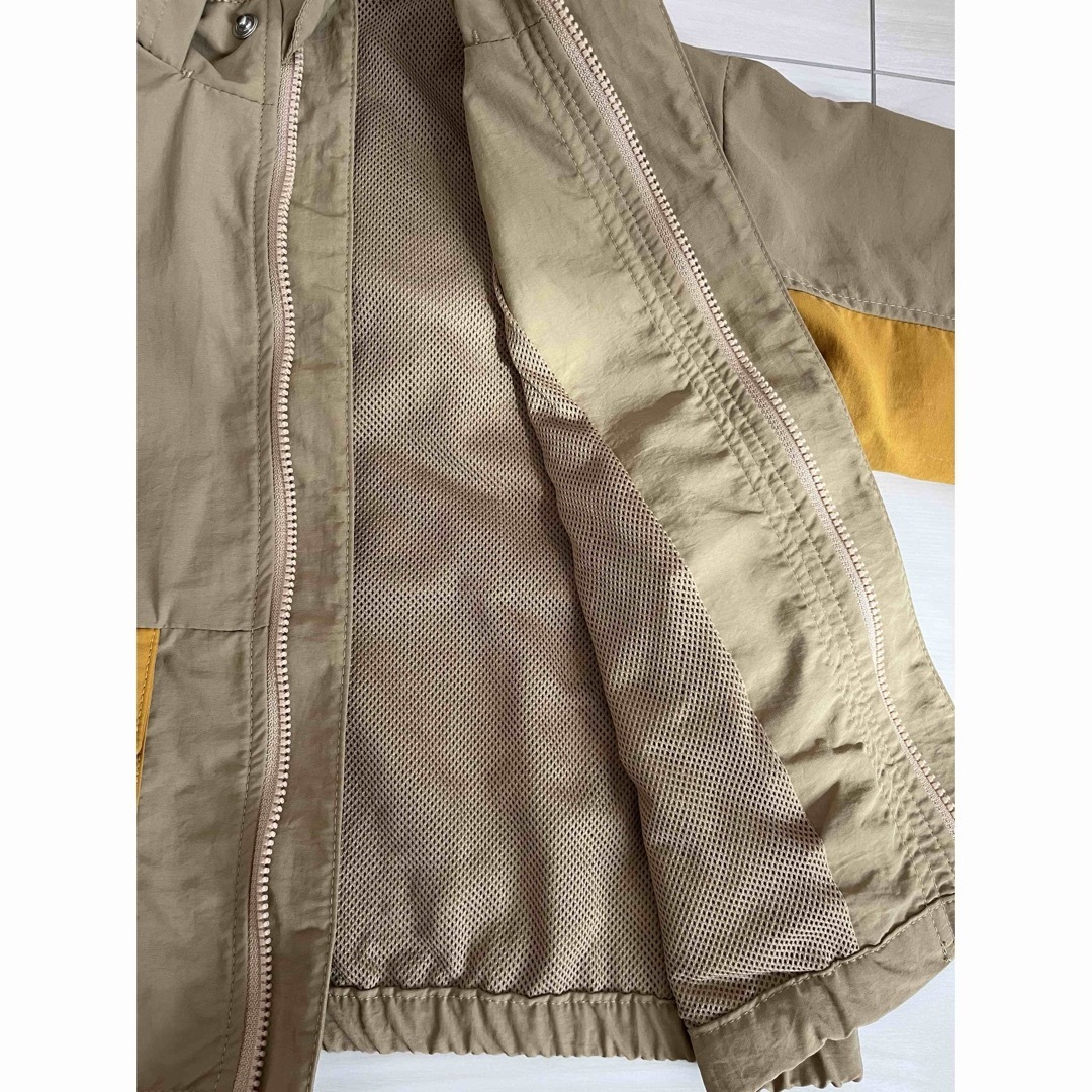 アカチャンホンポ(アカチャンホンポ)のフード付きジャケット100 キッズ/ベビー/マタニティのキッズ服男の子用(90cm~)(ジャケット/上着)の商品写真