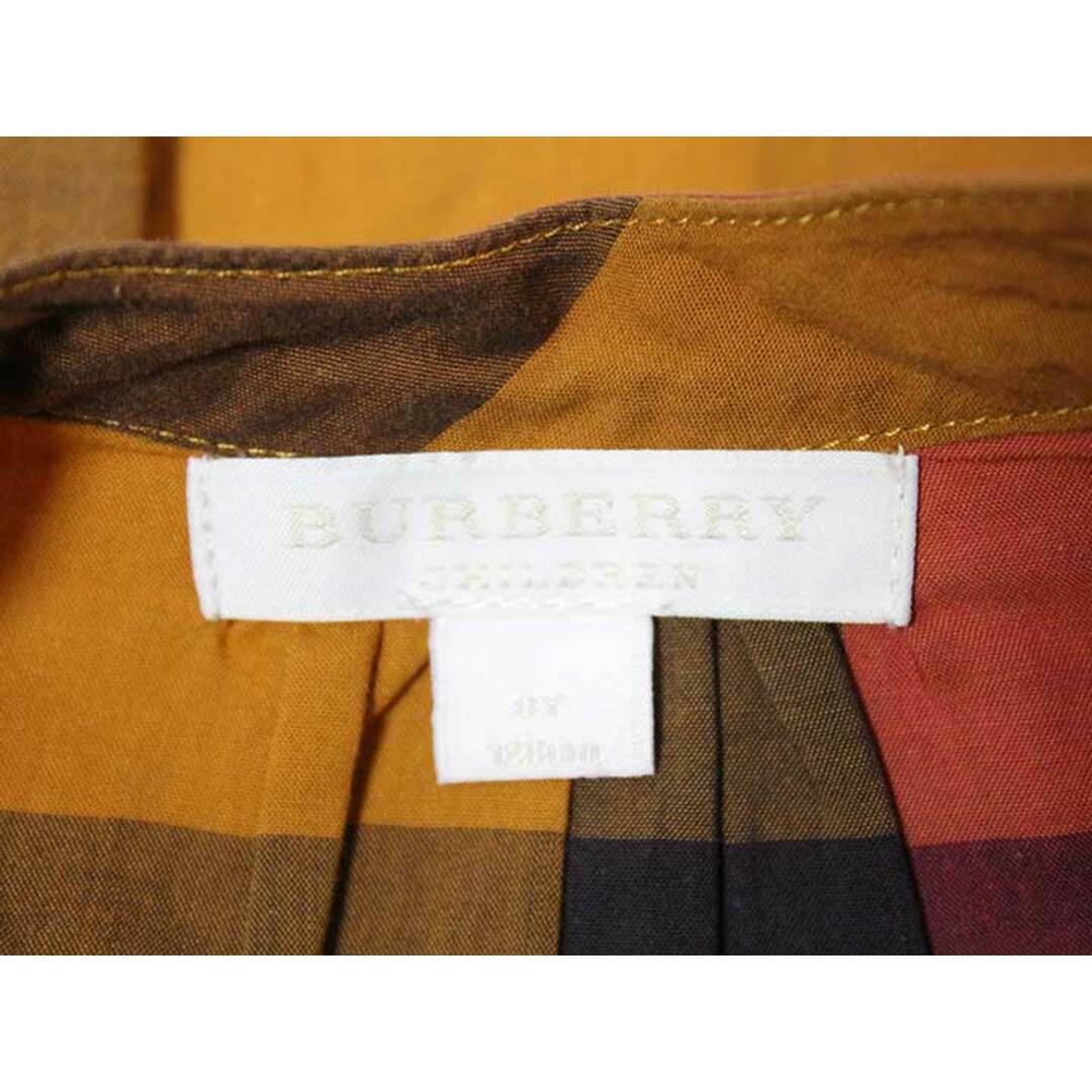 BURBERRY(バーバリー)の《バーバリー/BURBERRY》128cm 半袖ワンピース マルチカラー【中古】子供服 キッズ kids 女の子 夏 124032 onepi キッズ/ベビー/マタニティのキッズ服女の子用(90cm~)(ワンピース)の商品写真