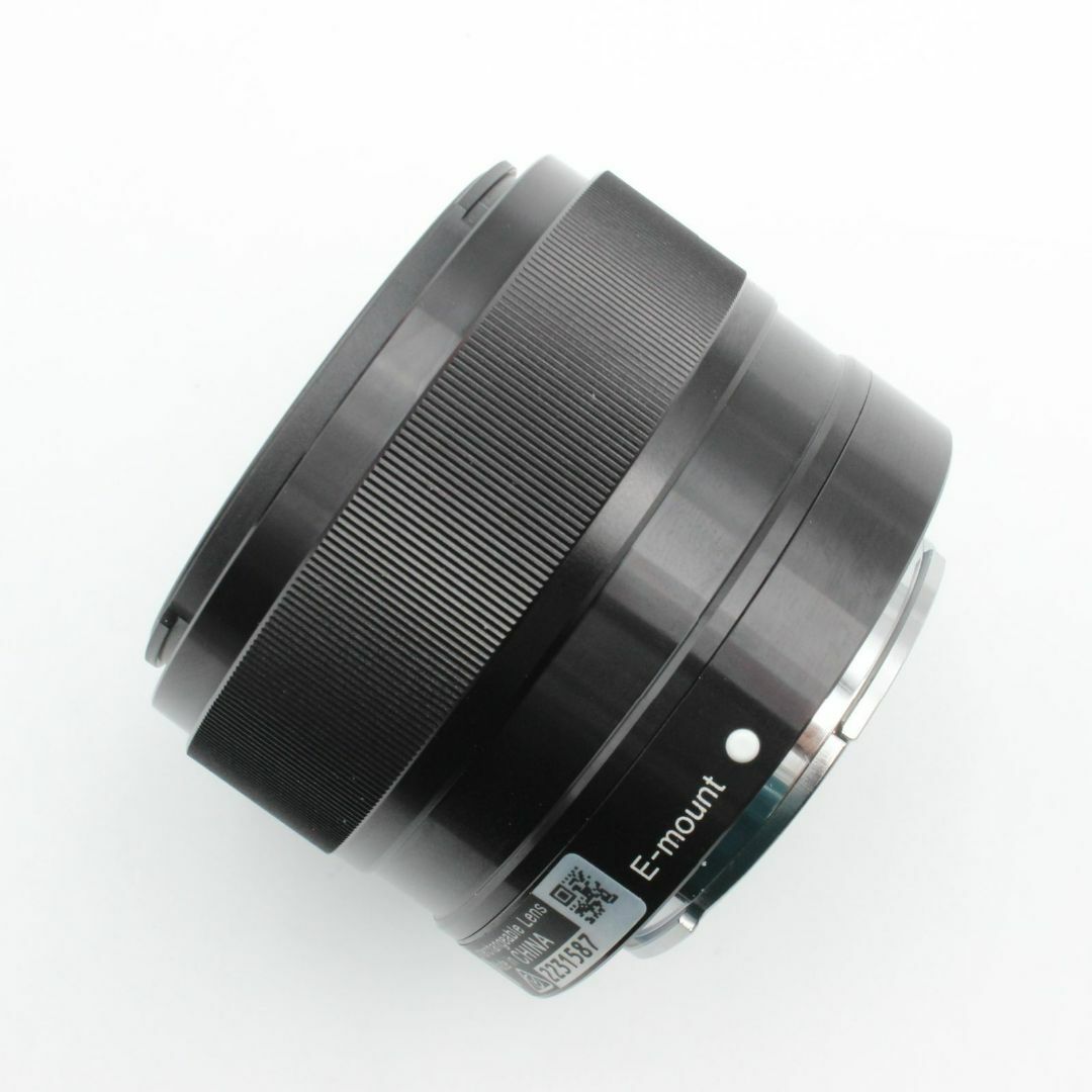 SONY(ソニー)の【新品同様】 SONY ソニー E 35mm f1.8 OSS SEL35F18 スマホ/家電/カメラのカメラ(レンズ(単焦点))の商品写真