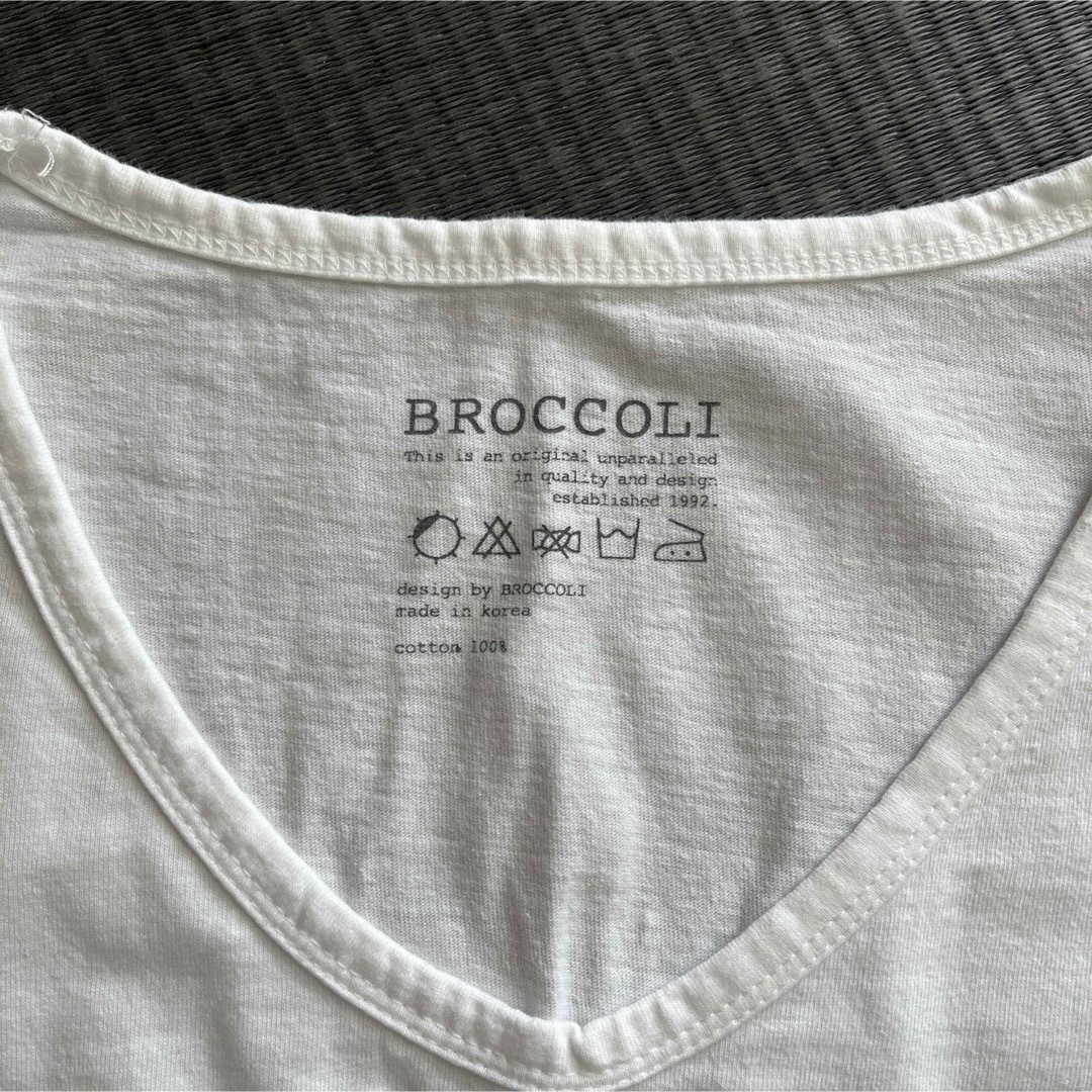 BROCCOLI(ブロッコリー)のブロッコリー　白Tシャツ レディースのトップス(Tシャツ(半袖/袖なし))の商品写真