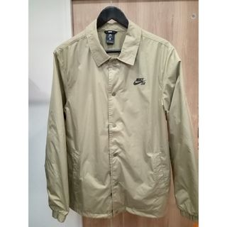 ナイキ(NIKE)のNIKE SB SHIELD COACH JACKET(ナイロンジャケット)