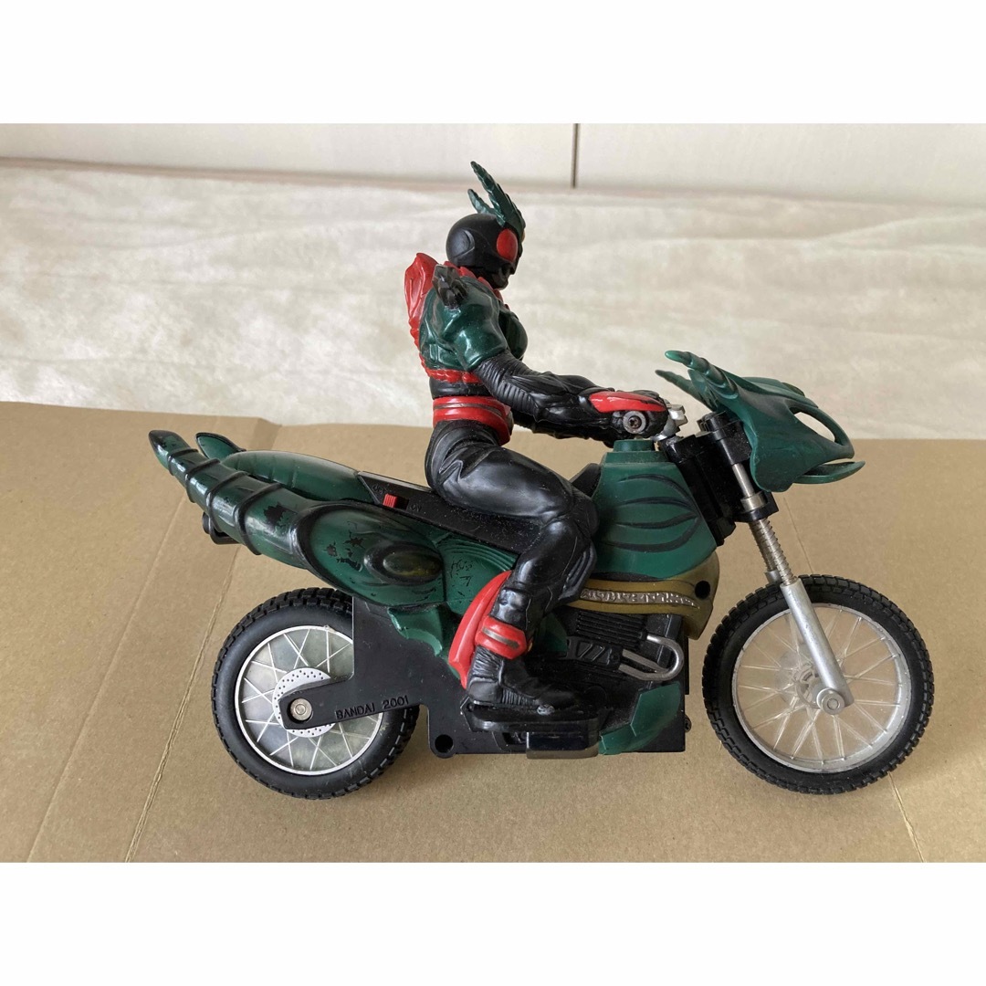 BANDAI(バンダイ)の2001年バンダイ　当時物　仮面ライダーアギト ギルスレイダー エンタメ/ホビーのフィギュア(特撮)の商品写真