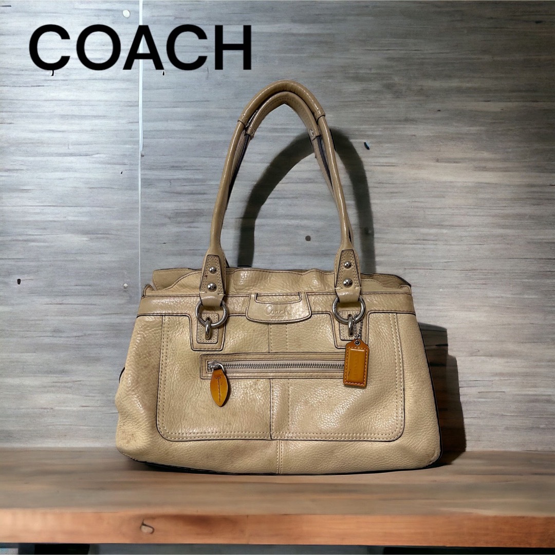 COACH(コーチ)のCOACH コーチ　トートバッグ　ハンドバッグ レディースのバッグ(ハンドバッグ)の商品写真