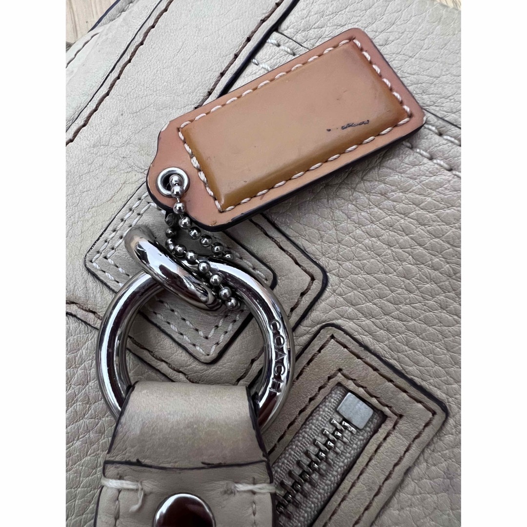 COACH(コーチ)のCOACH コーチ　トートバッグ　ハンドバッグ レディースのバッグ(ハンドバッグ)の商品写真