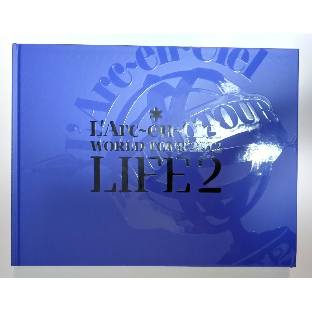L'Arc～en～Ciel(ラルクアンシエル)のL'Arc～en～Ciel　写真集　WORLD TOUR　LIFE2　青 エンタメ/ホビーのタレントグッズ(ミュージシャン)の商品写真