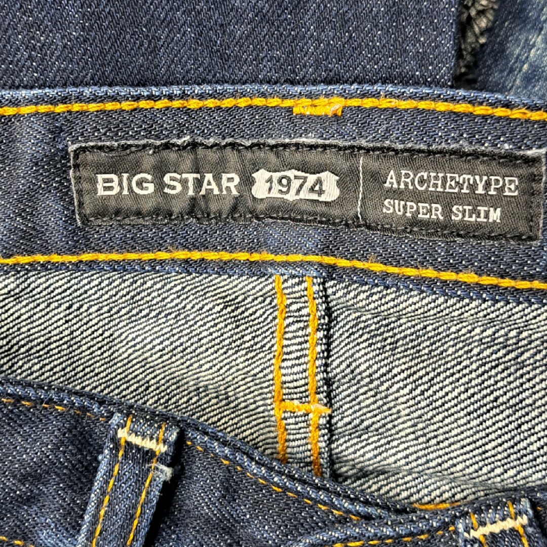 BIGSTAR(ビッグスター)のビッグスター　セルビッチ　デニム　ジーンズ　ダメージ加工　28 メンズのパンツ(デニム/ジーンズ)の商品写真