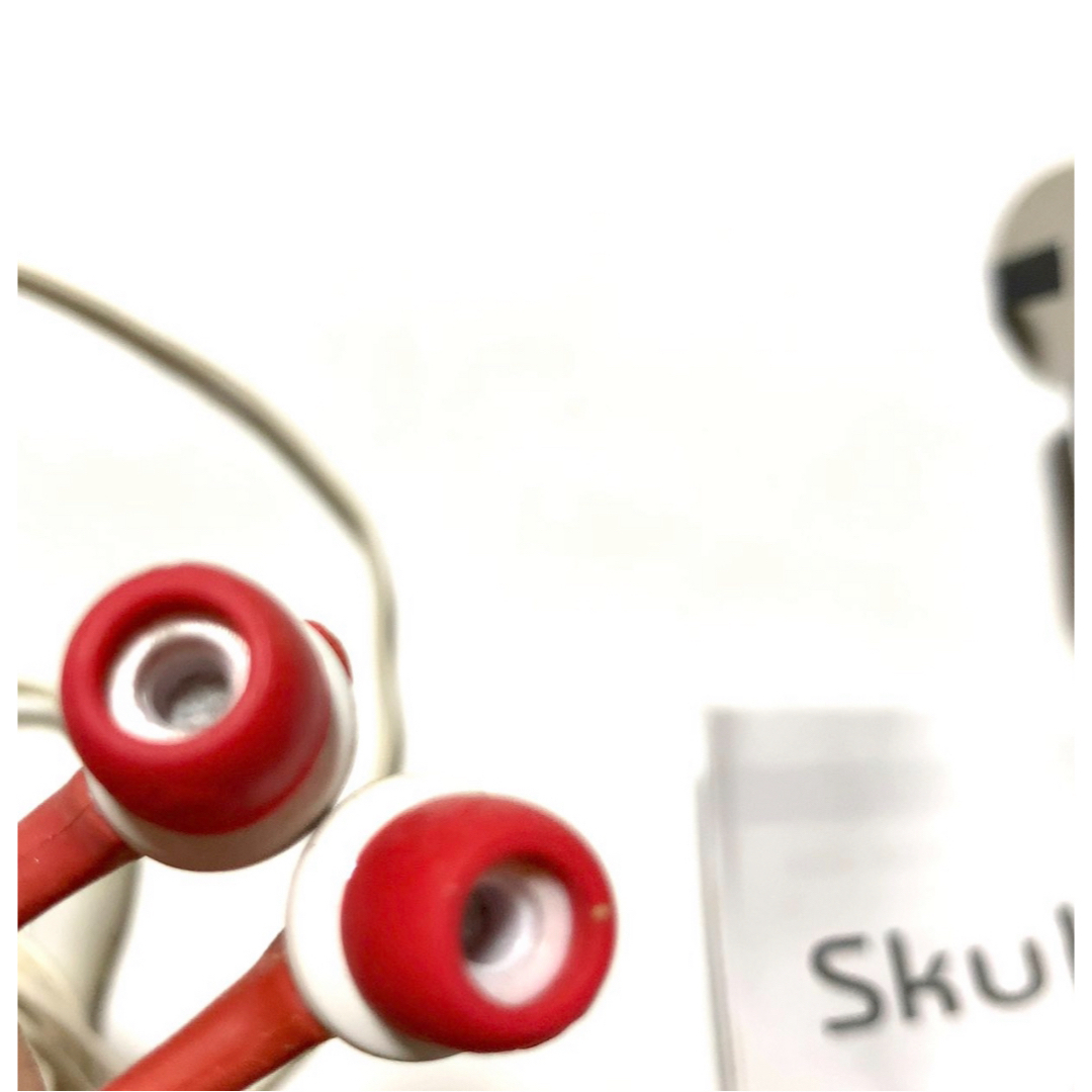 Skullcandy - 送料込み Skullcandy 有線イヤホン ホワイト Skullcandy - 送料込み Skullcandy 有線イヤホン ホワイト