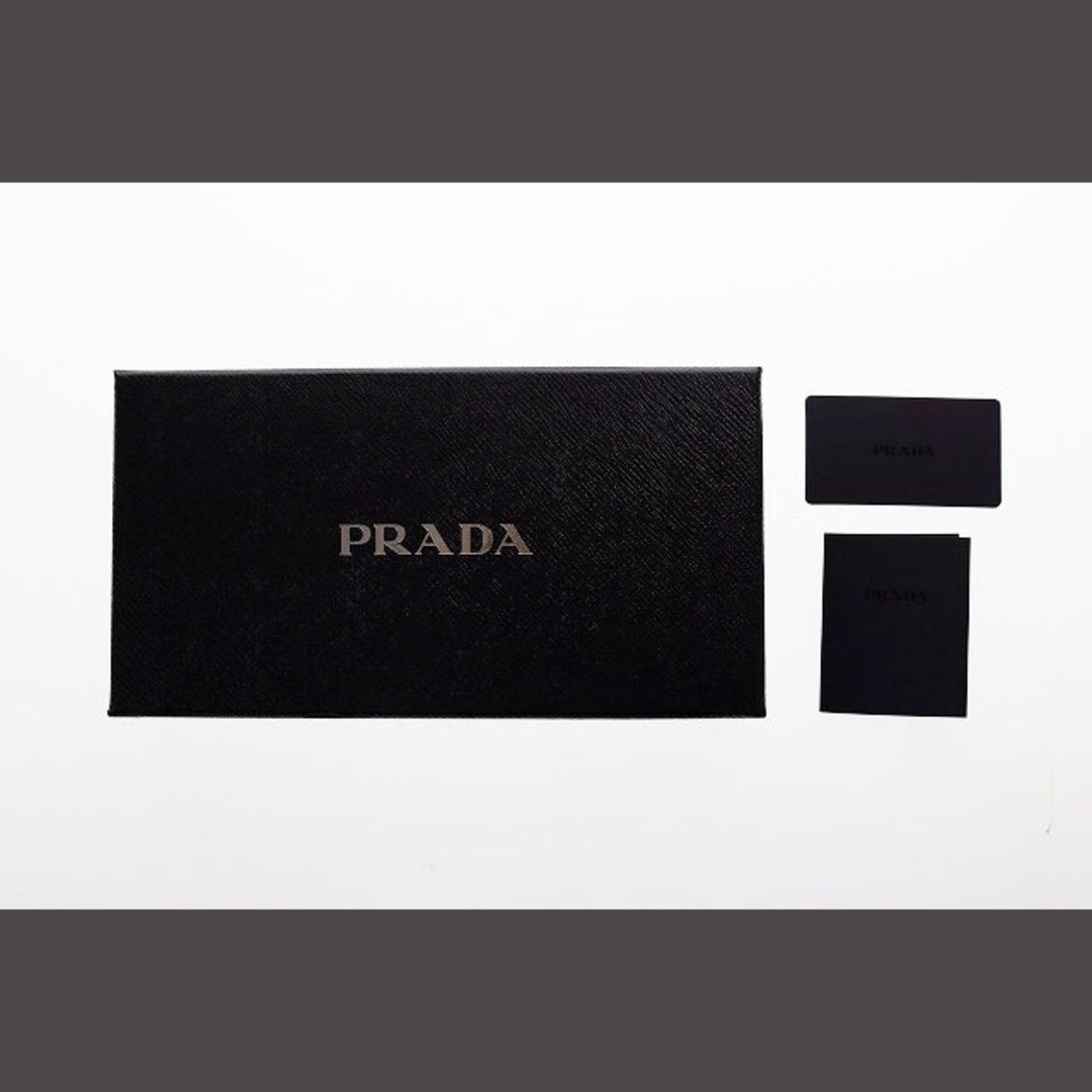 PRADA(プラダ)のPRADA SAFFIANO レザー 三角プレート ループタイ 21C027 レディースのファッション小物(その他)の商品写真