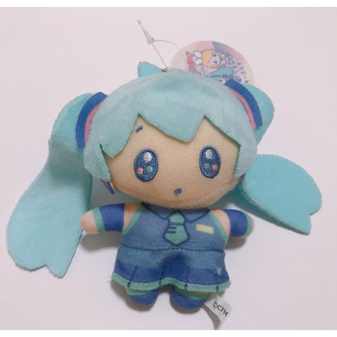 初音ミク 百均 ダイソー 100円ショップ ぬいぐるみ マスコット エンタメ/ホビーのおもちゃ/ぬいぐるみ(ぬいぐるみ)の商品写真