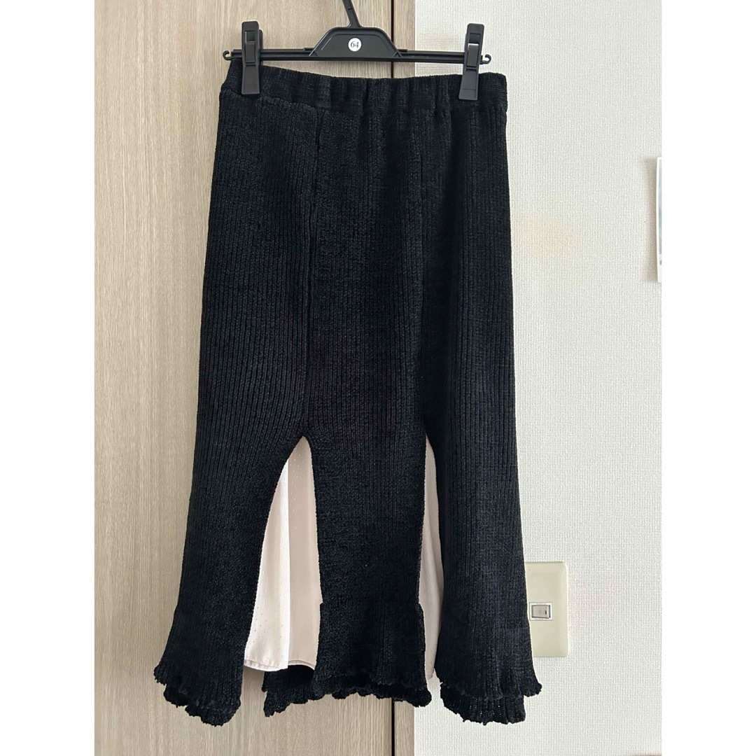 mame(マメ)のYUKI SHIMANE Slit Knit Skirt BLACK レディースのスカート(ロングスカート)の商品写真