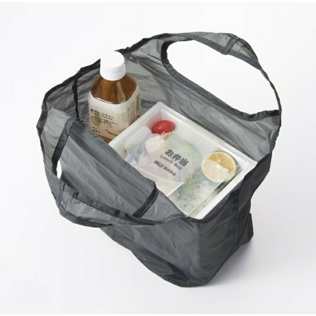 MUJI (無印良品)(ムジルシリョウヒン)のMUJIナイロン買い物バッグ　ショルダー&マチ広2点セット(新品、未使用) レディースのバッグ(エコバッグ)の商品写真